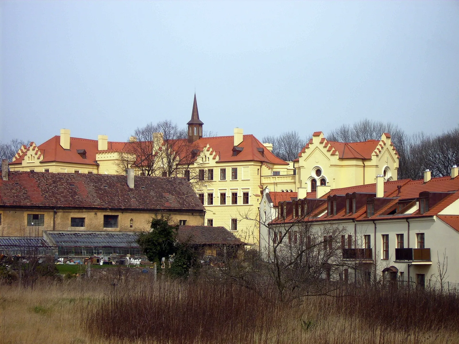 Pohled na obec Jirny, okres Praha-východ