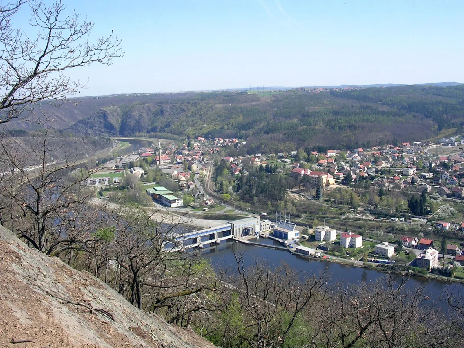 Pohled na obec Vrané nad Vltavou, okres Praha-západ