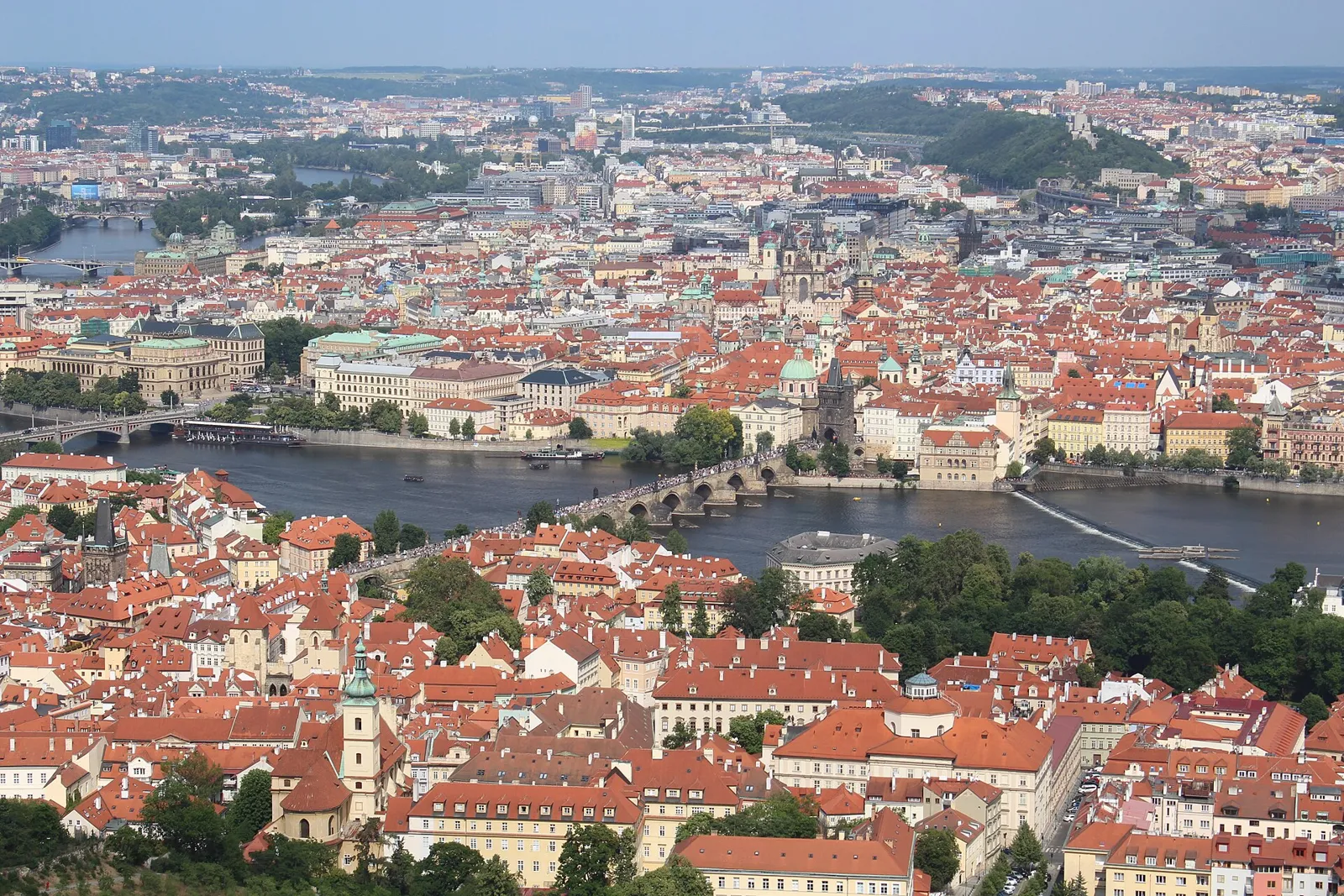 Pohled na obec Praha, okres území Hlavního města Prahy
