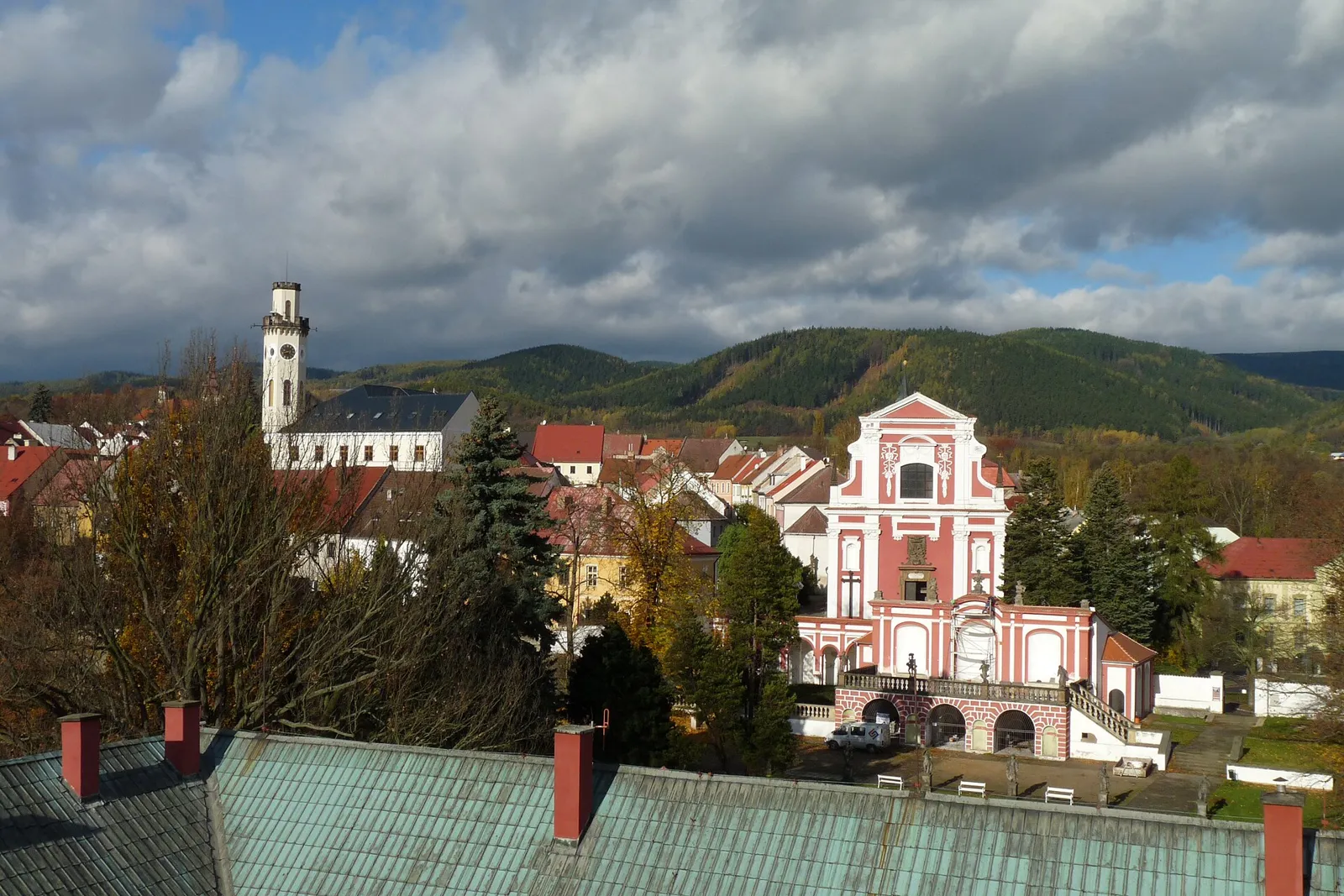 Pohled na obec Klášterec nad Ohří, okres Chomutov