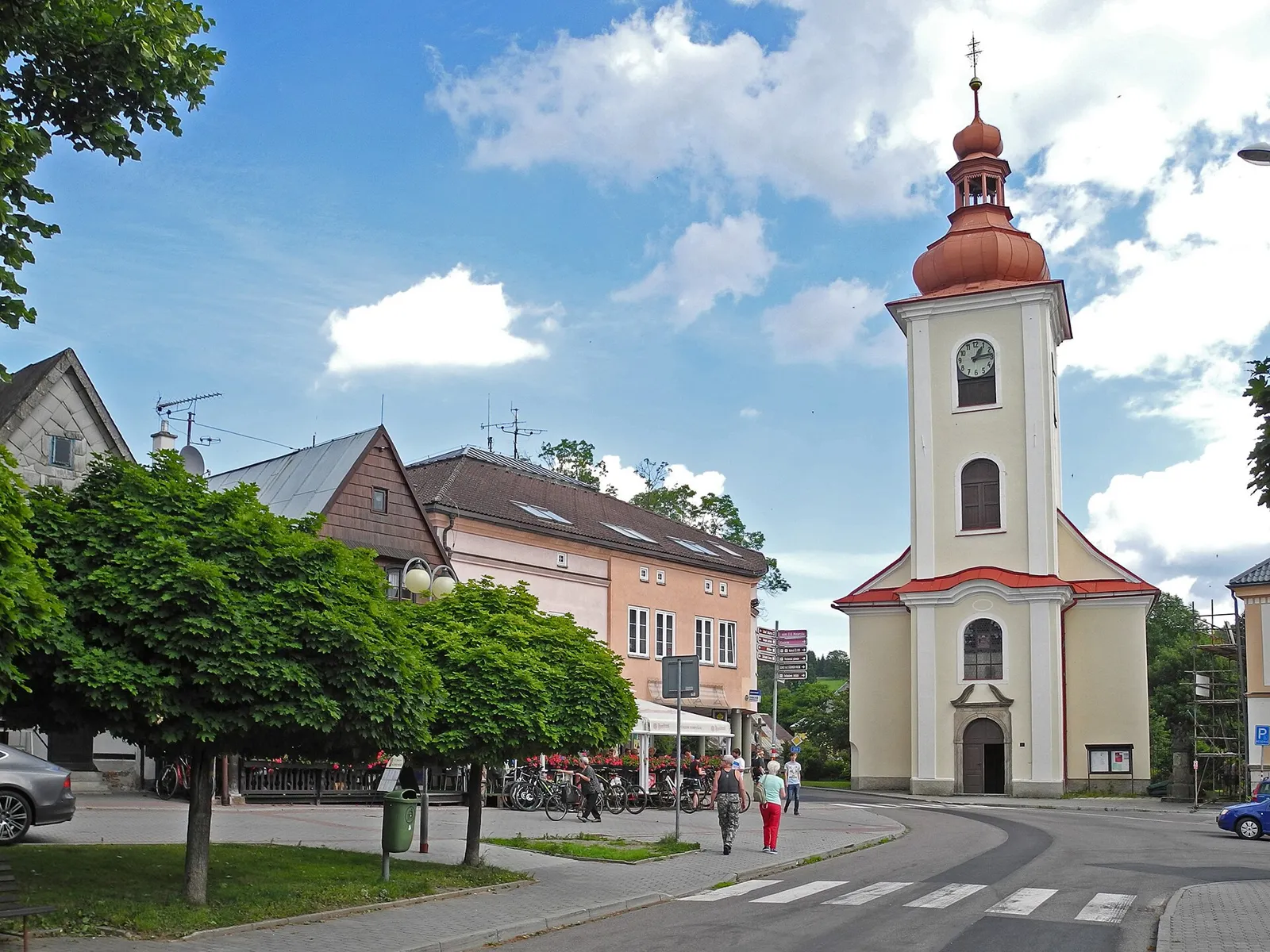 Pohled na obec Rokytnice v Orlických horách, okres Rychnov nad Kněžnou