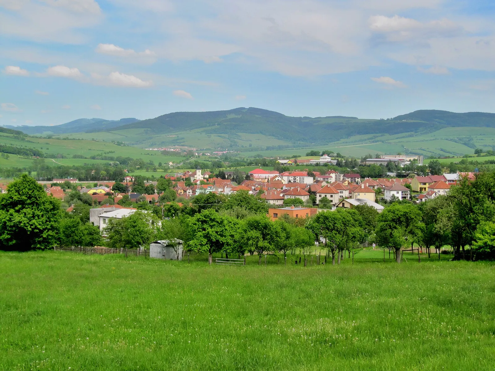 Pohled na obec Štítná nad Vláří-Popov, okres Zlín
