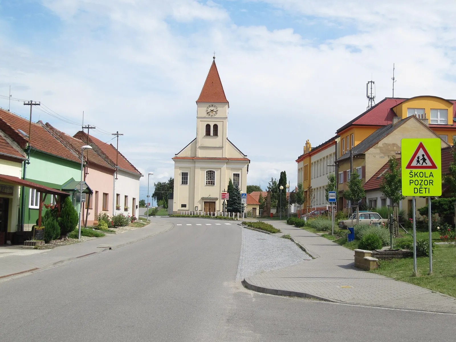 Pohled na obec Ostrožská Nová Ves, okres Uherské Hradiště