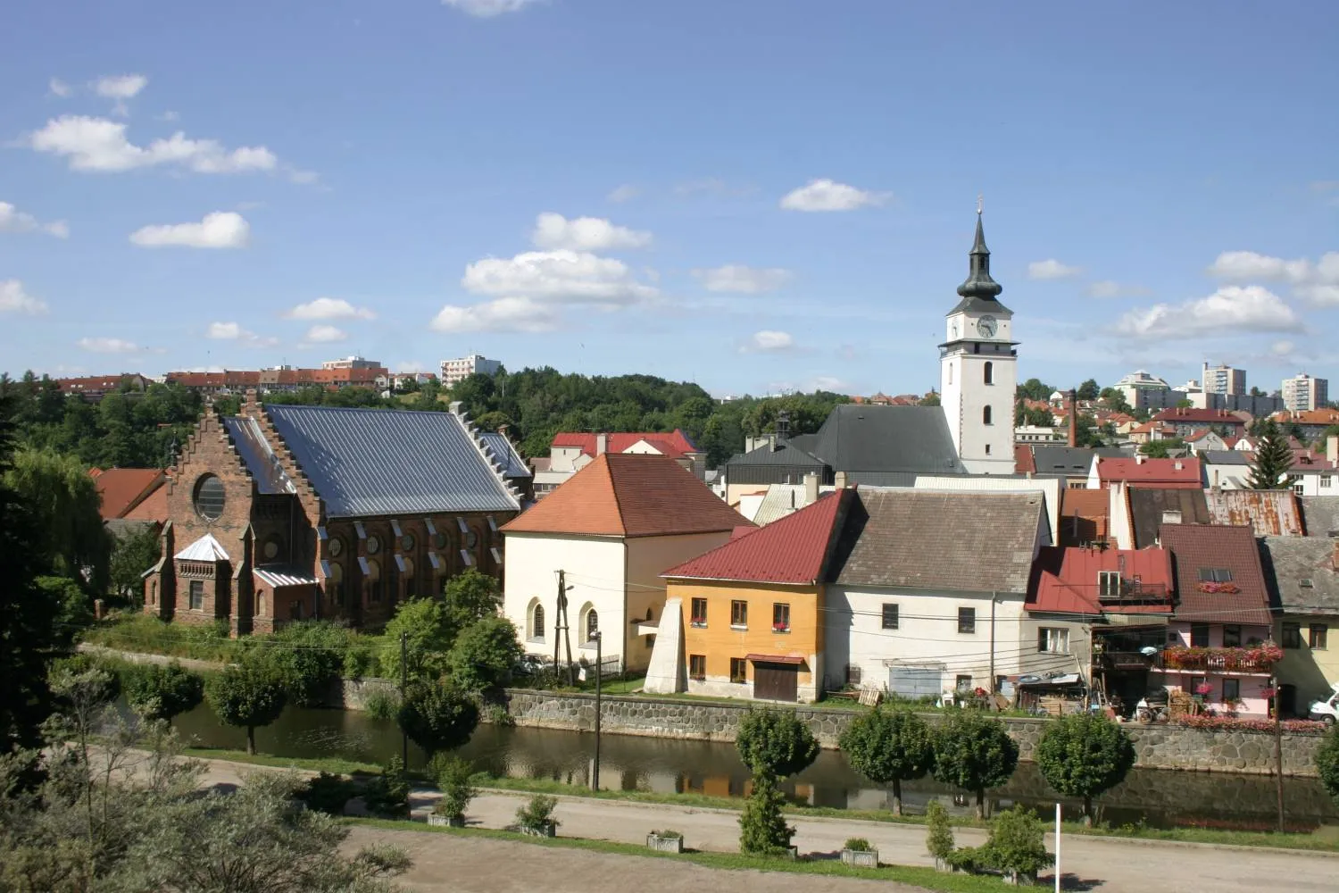 Pohled na obec Velké Meziříčí, okres Žďár nad Sázavou